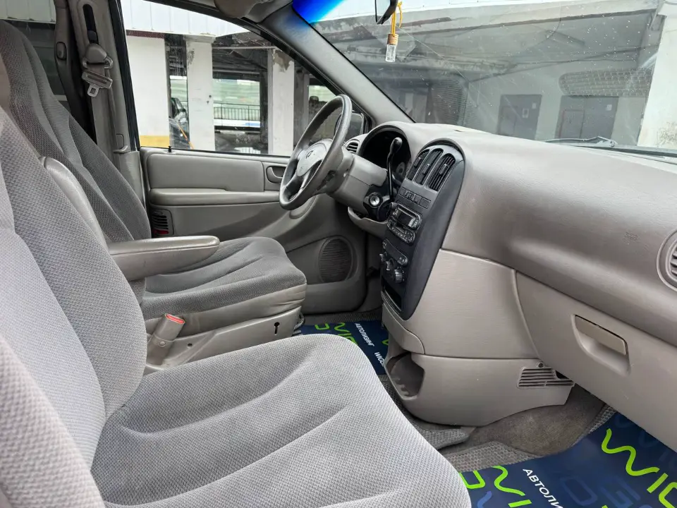 DODGE CARAVAN