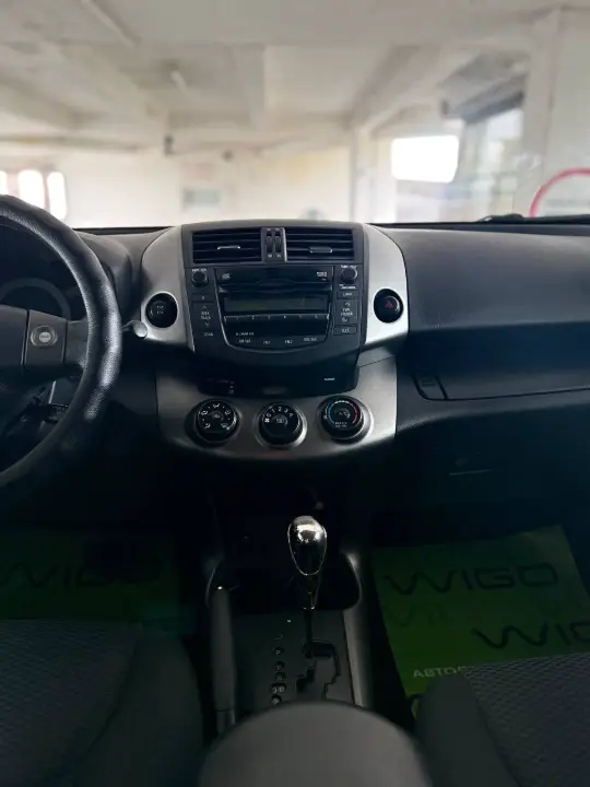 Toyota RAV4, фотография 15