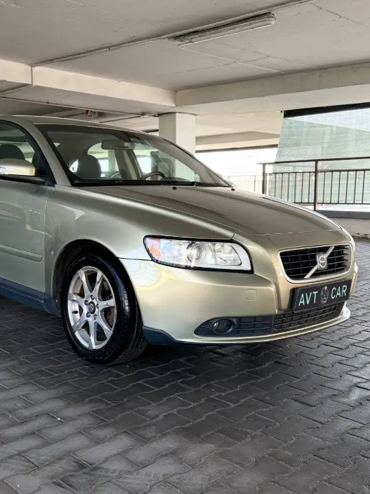 Volvo S40, фотография 10