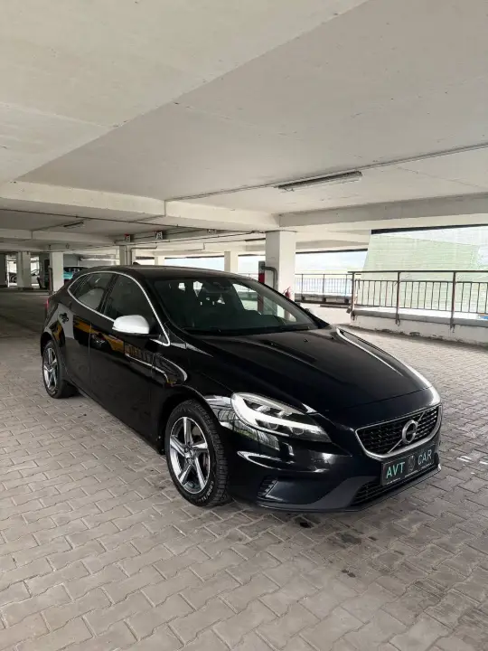 Volvo V40, фотография 9