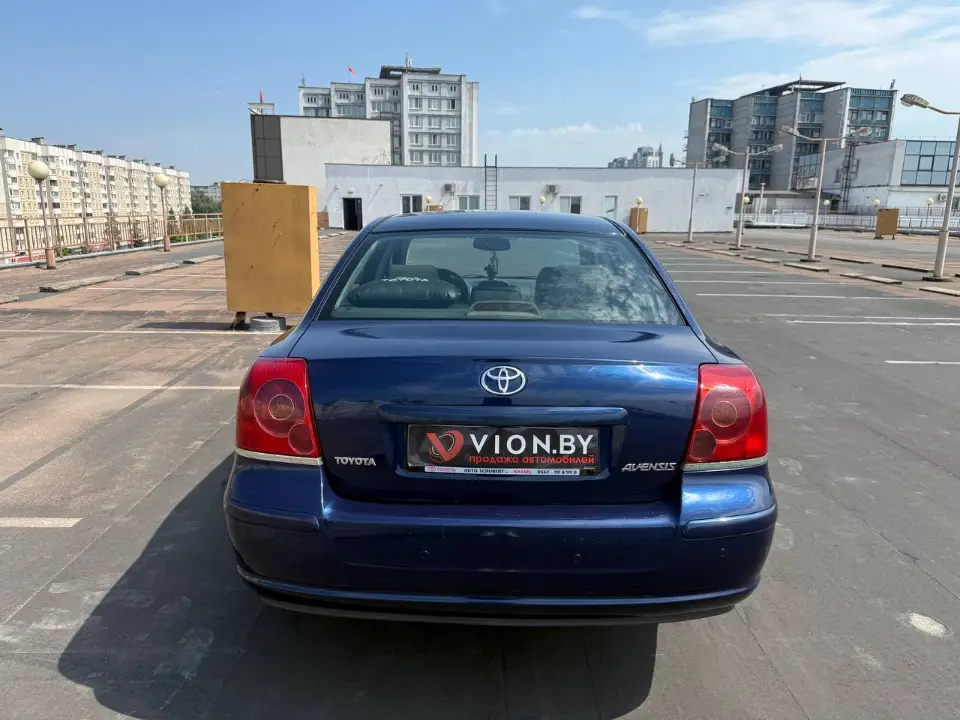 TOYOTA AVENSIS