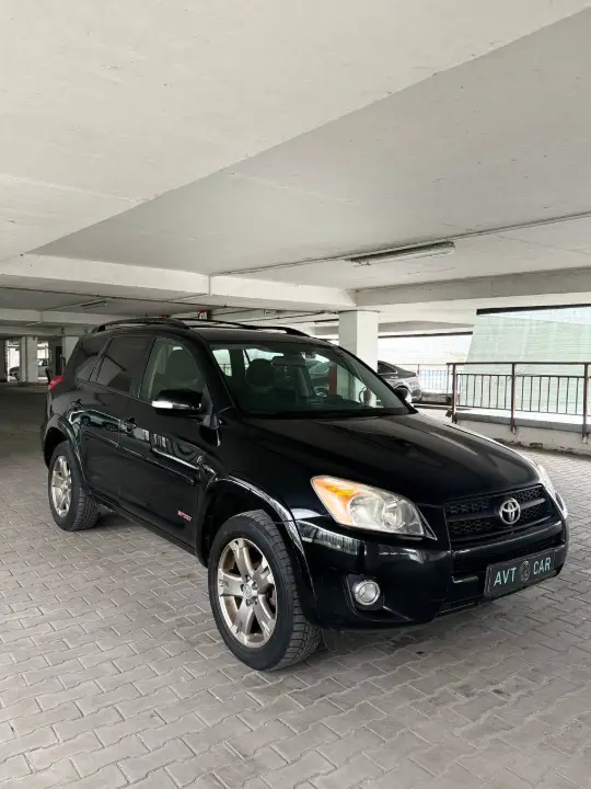 Toyota RAV4, фотография 10