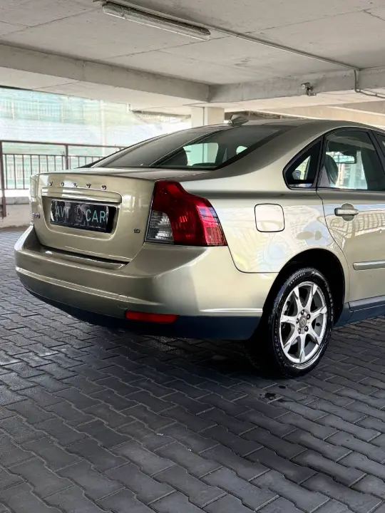 Volvo S40, фотография 7