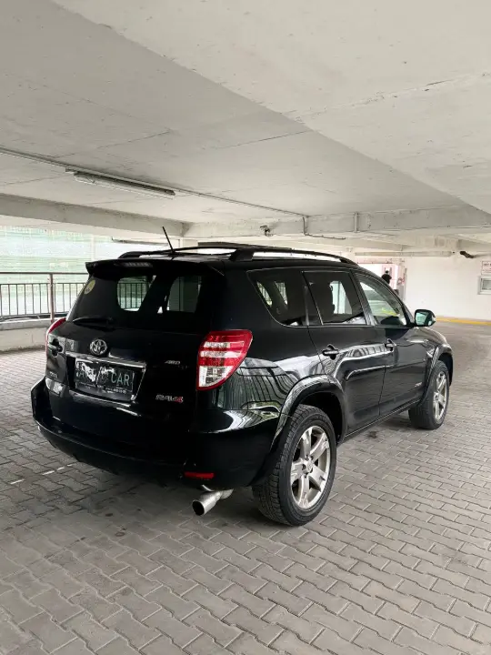 Toyota RAV4, фотография 7