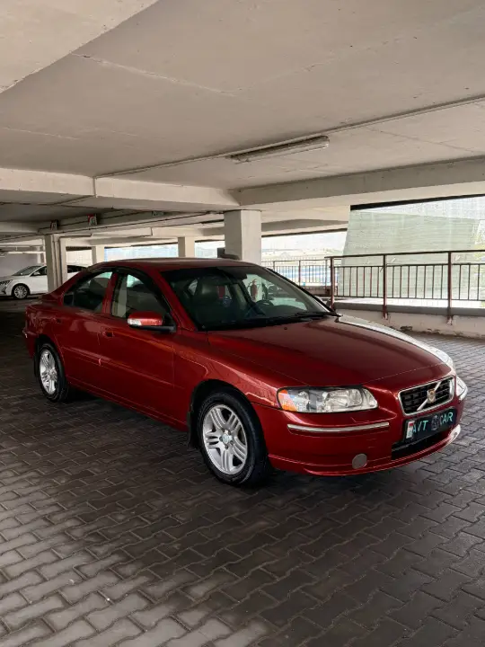 Volvo S60, фотография 10
