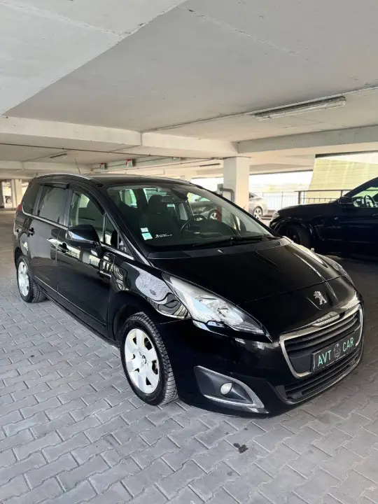 Peugeot 5008, фотография 10