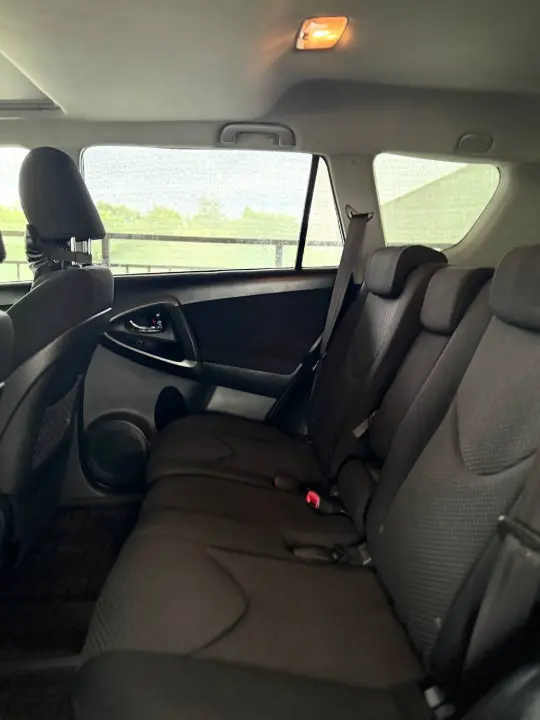Toyota RAV4, фотография 14